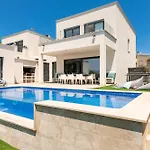 Villa Corb Mari II By Sealand Villas